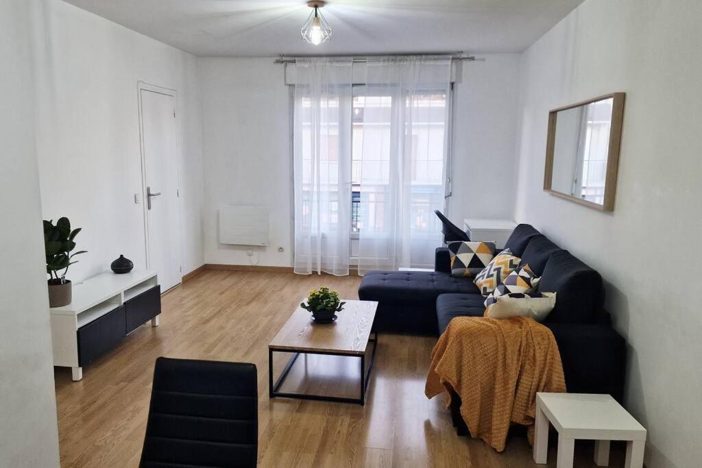Appart Cosy & Spacieux-Metro7 Louis-Aragon+Parking Apartman Vitry-sur-Seine Kültér fotó