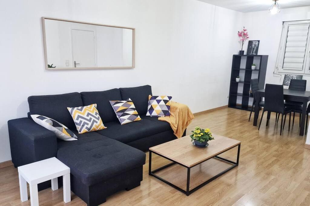 Appart Cosy & Spacieux-Metro7 Louis-Aragon+Parking Apartman Vitry-sur-Seine Kültér fotó