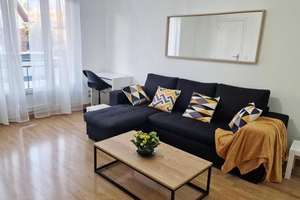 Appart Cosy & Spacieux-Metro7 Louis-Aragon+Parking Apartman Vitry-sur-Seine Kültér fotó